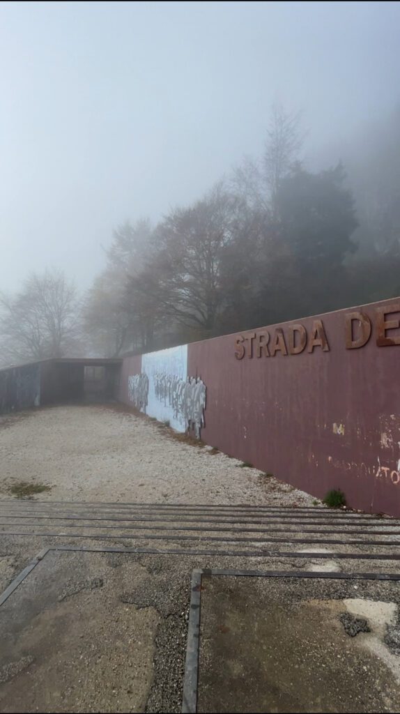 Enterance to the Strada Delle 52 Galleries