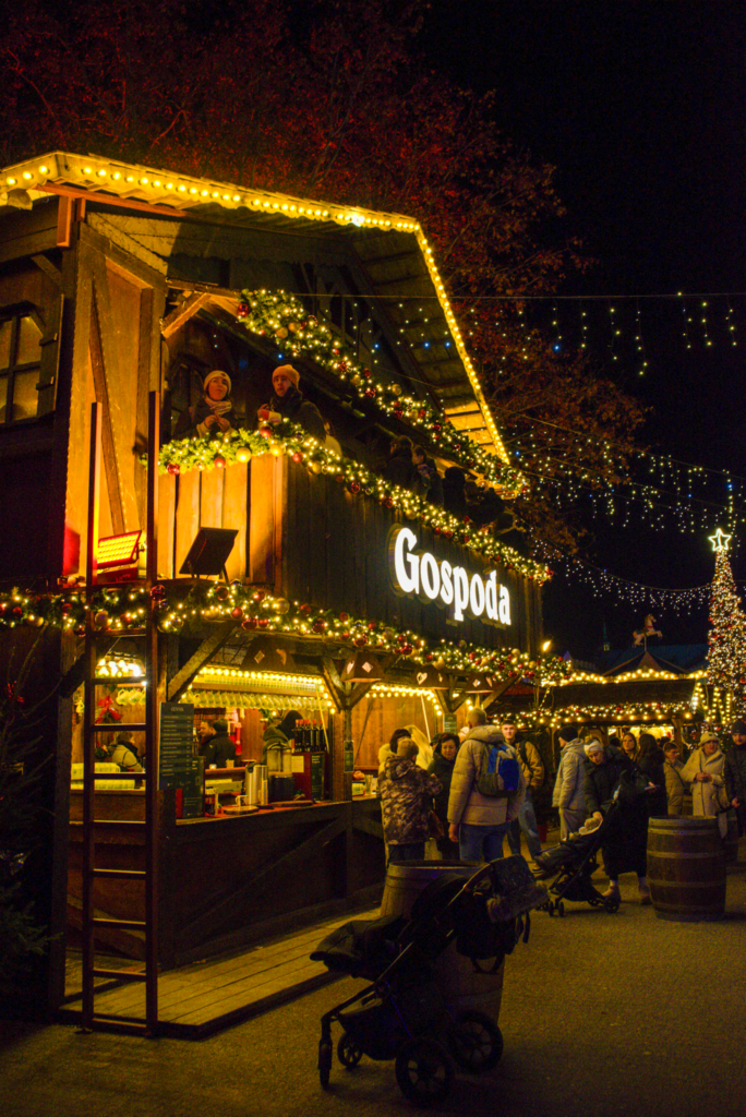 Poznans many stalls in the market that look like mini ski chalets. Godspoda is written on top this is just a saying for old restaurant