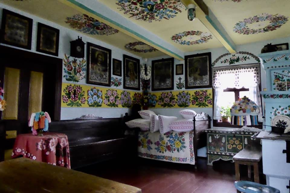 a kitchen decorated with flowers in Zalipie Poland