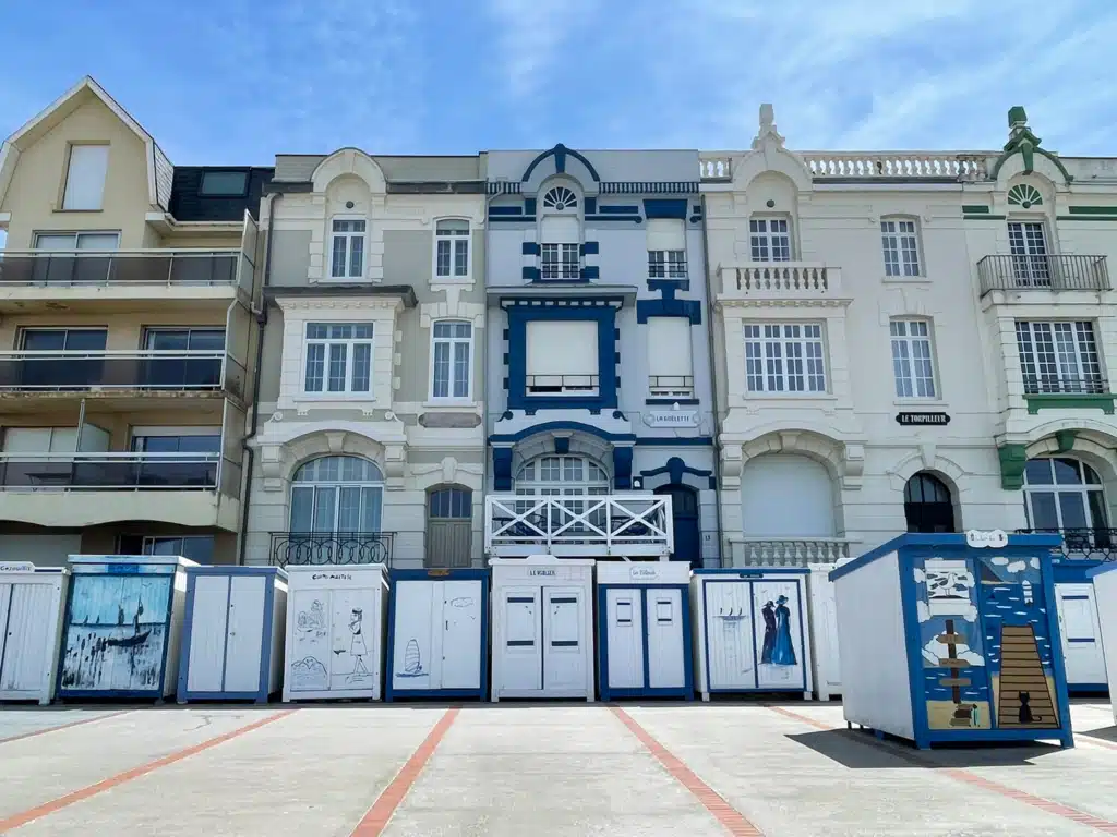 Belle Époque villas and painted beach cabins along the Wimereux seafront promenade, Côte d'Opale